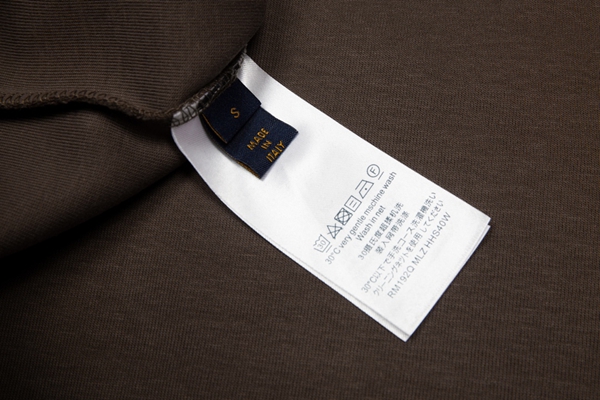 ブランドパーカー着用イメージ